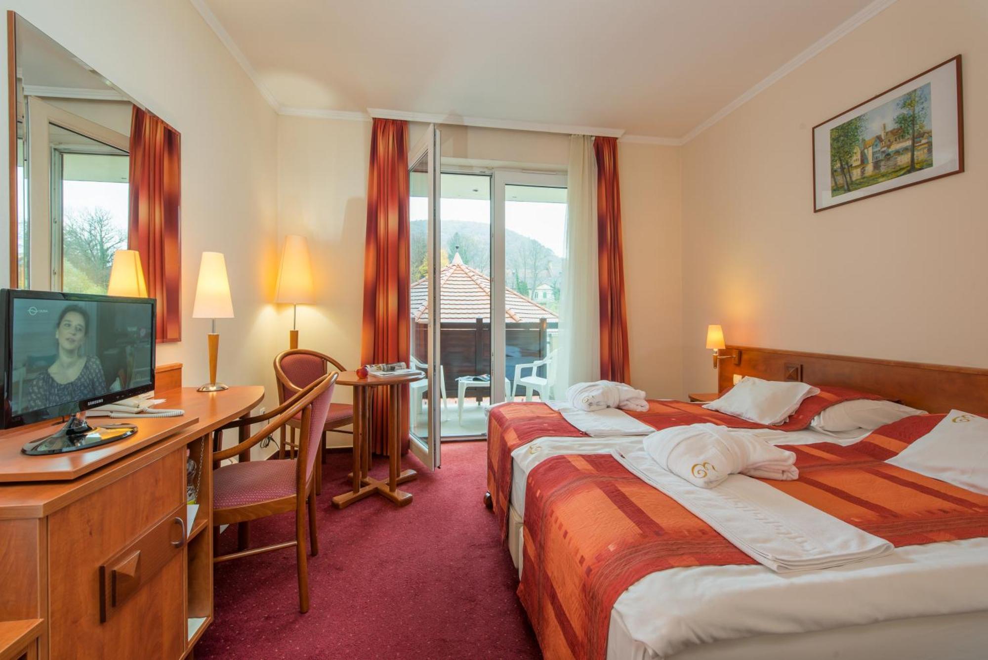 Hotel Erzsebet Park Parad