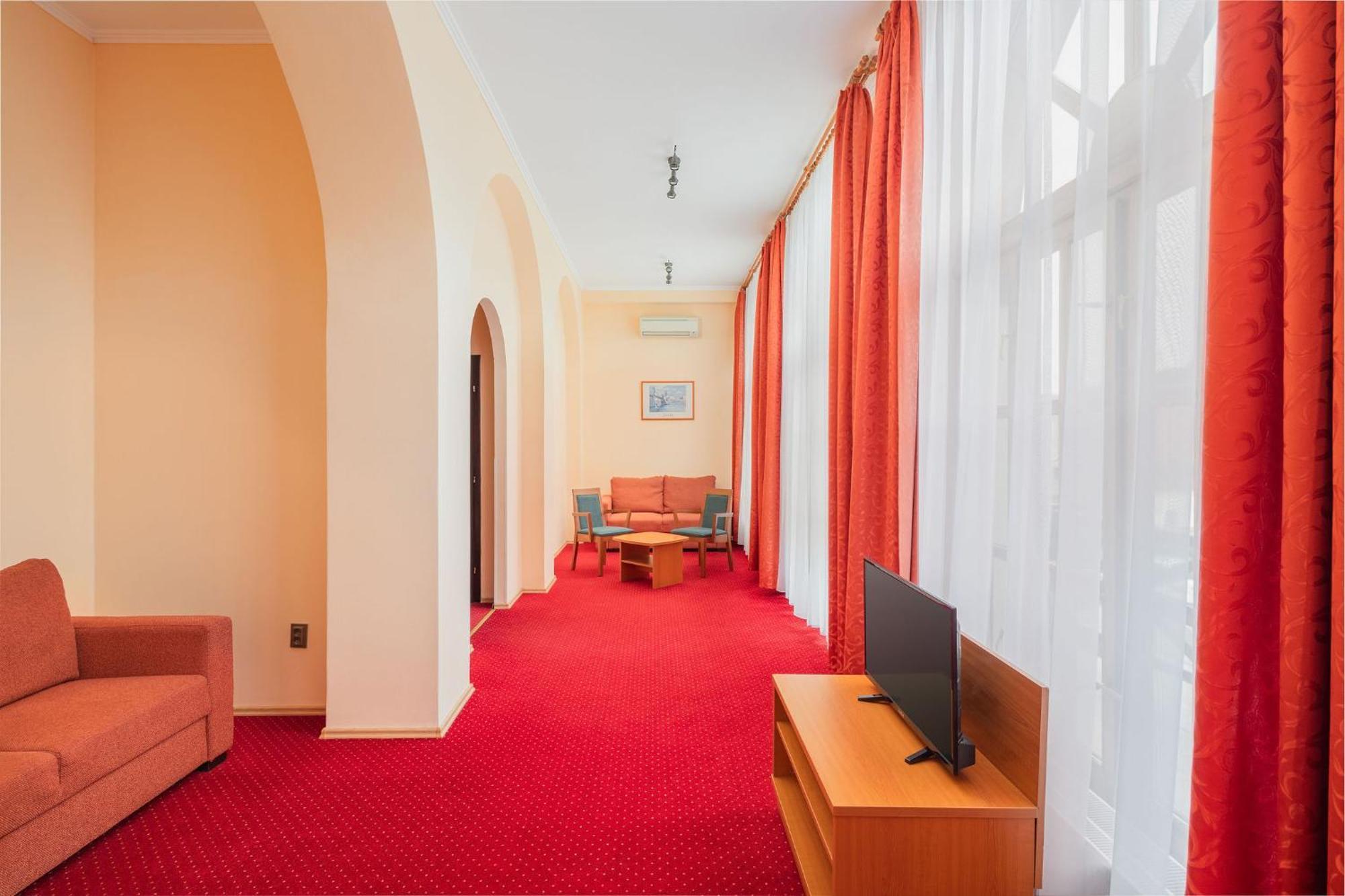 Hotel Erzsebet Park Parad